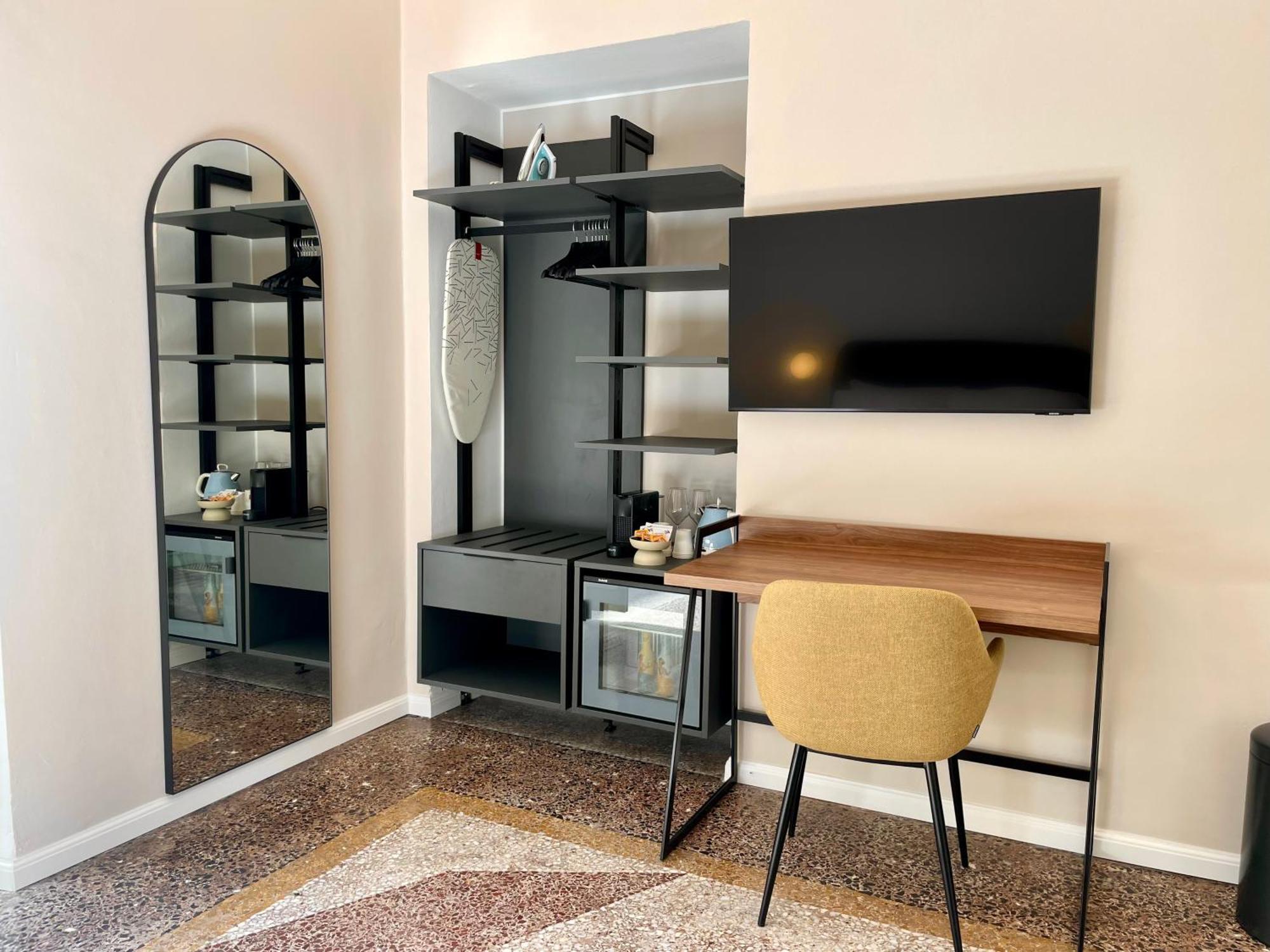 Relstay - Assarotti Suites Генуя Екстер'єр фото